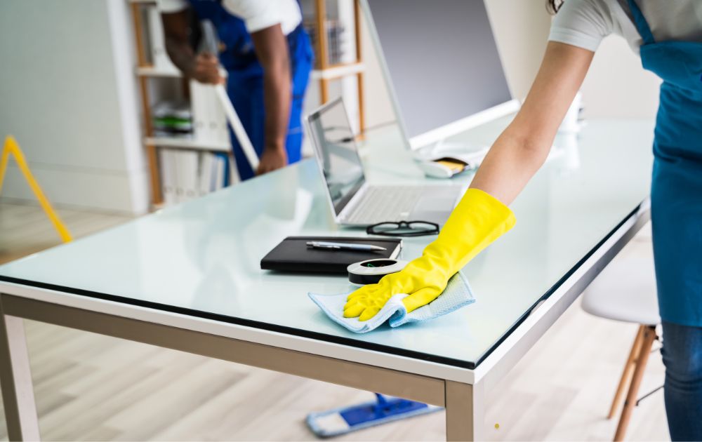 clean workspace benefits
