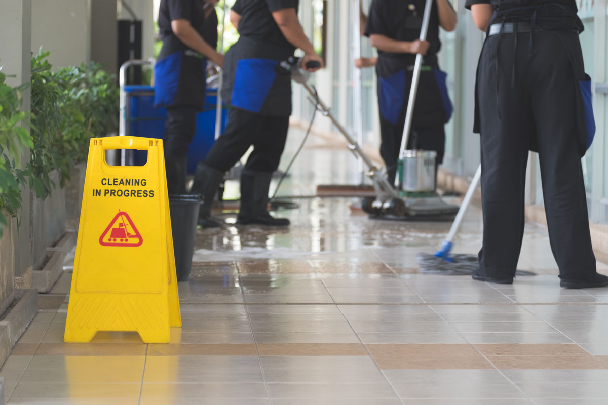 Commercial Cleaning Services - The many benefits of hiring assistance