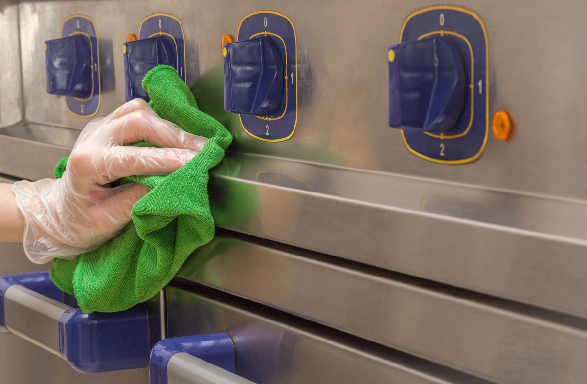 Deep Cleaning a Commercial Kitchen