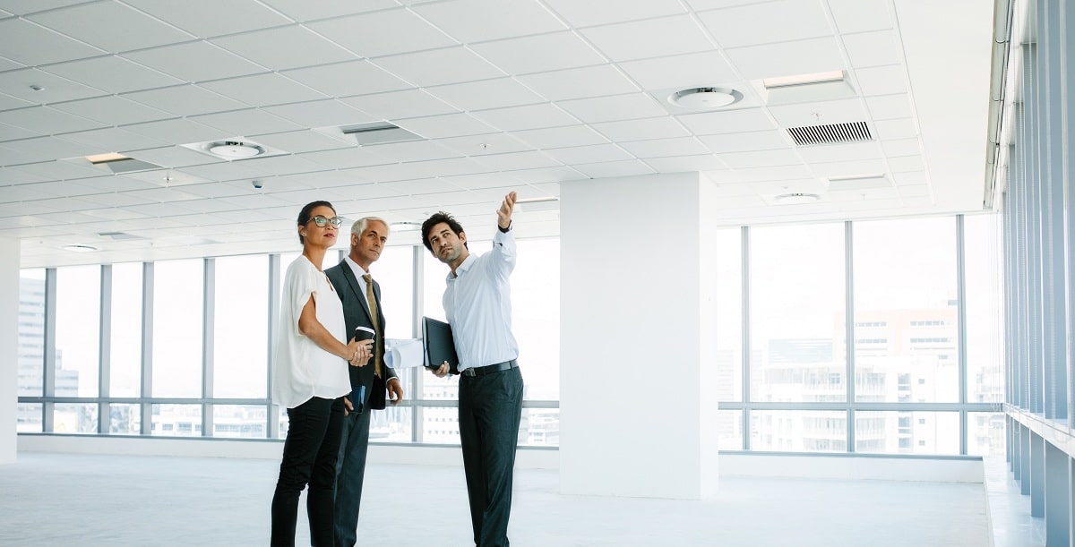 How to Clean and Prepare a Commercial Space for Rent or for Sale